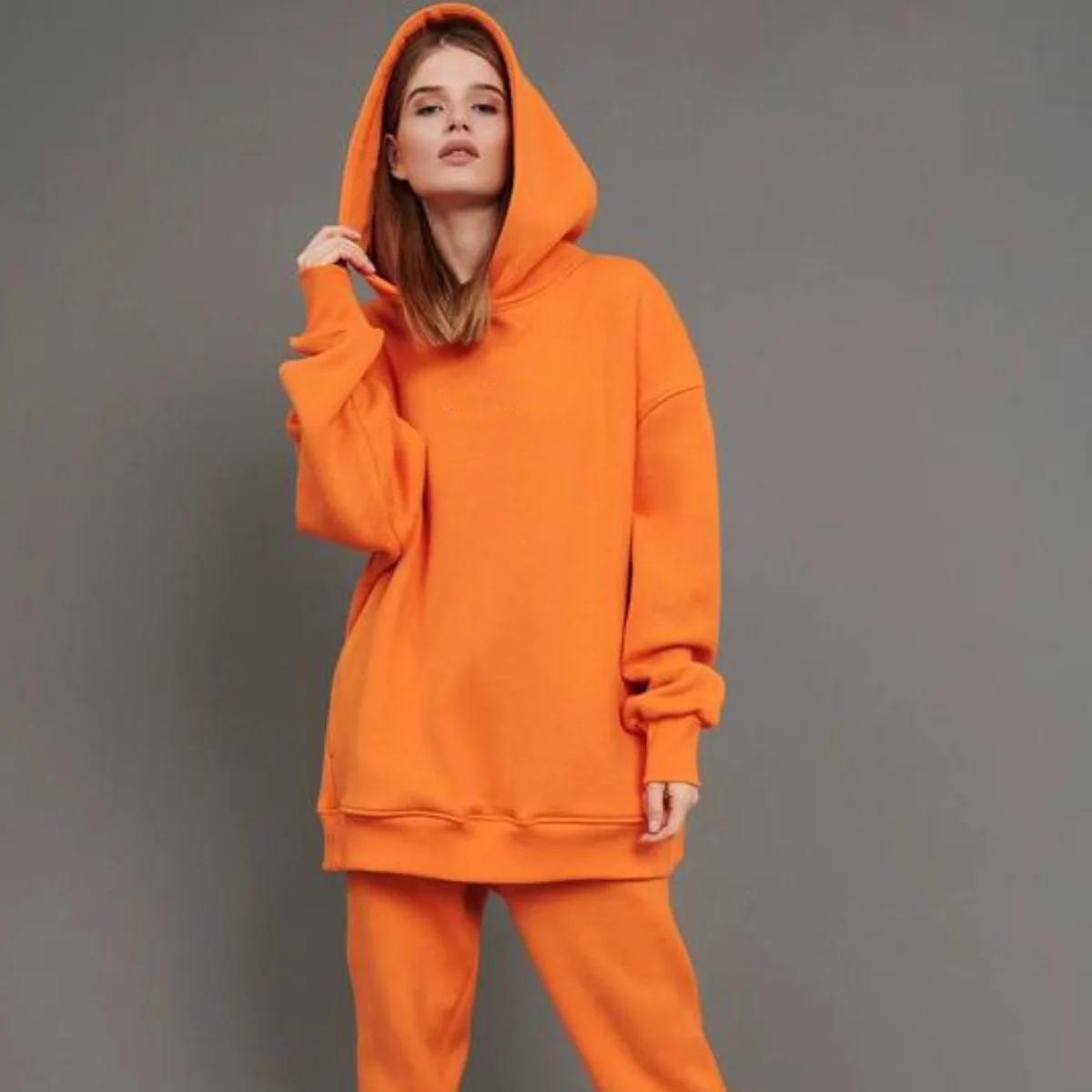 2021 Autumn New Women's Fashion Casual Sports Suit Two-piece Suit Streetwear Solid Colour Long-sleeve Sweatshirts For Female
2021 Autumn New Women's Fashion Casual Sports Suit Two-piece Suit Streetwear Solid Colour Long-sleeve Sweatshirts For Female