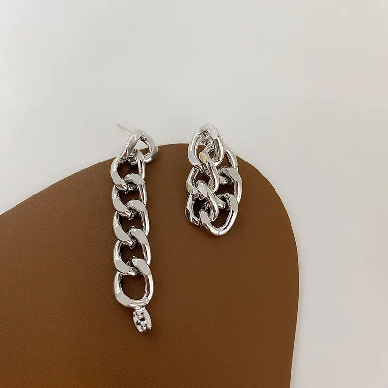 Long Chain Earrings For Women Metal Gold Silver Color Tassel Stud Earring Female Fashion Personality Jewellery Gift
Long Chain Earrings For Women Metal Gold Silver Color Tassel Stud Earring Female Fashion Personality Jewellery Gift