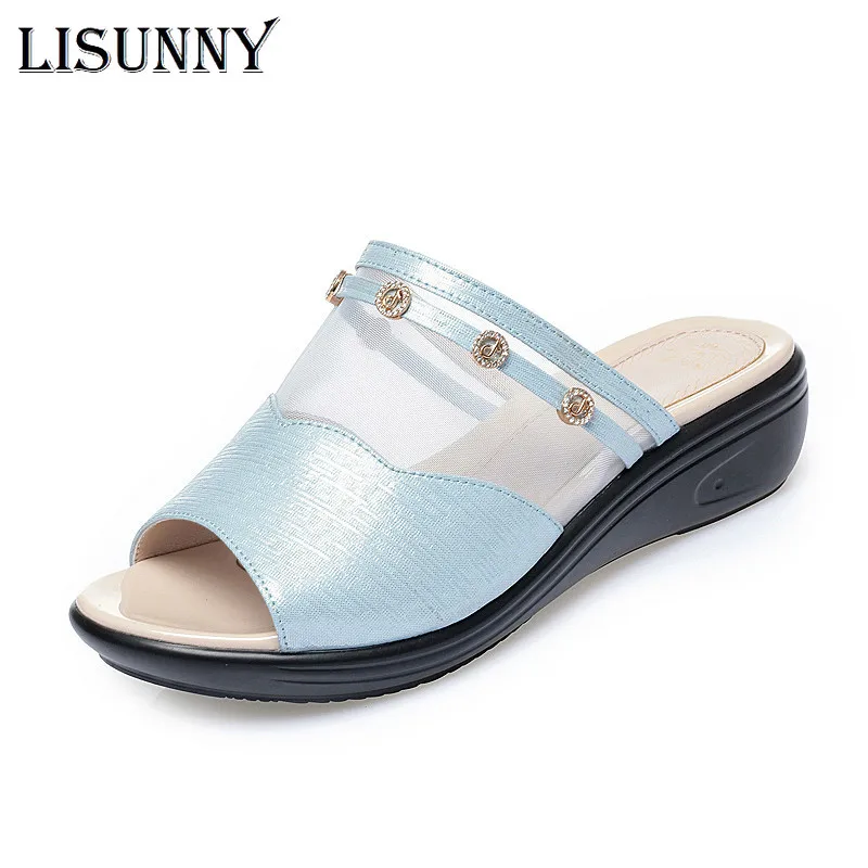 LISUNNY/женские шлепанцы; Коллекция 2020 года; Сезон лето; Новинка; Женская обувь на плоской подошве; Уличная обувь на танкетке; Большие размеры; Ж...
LISUNNY/женские шлепанцы; Коллекция 2020 года; Сезон лето; Новинка; Женская обувь на плоской подошве; Уличная обувь на танкетке; Большие размеры; Ж...