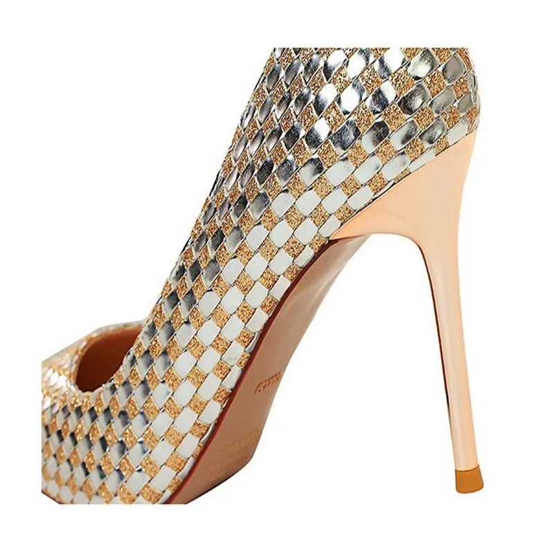 European and American women shallow party high heels ladies sequins sexy nightclub fine heel high heel single shoes10cm
European and American women shallow party high heels ladies sequins sexy nightclub fine heel high heel single shoes10cm