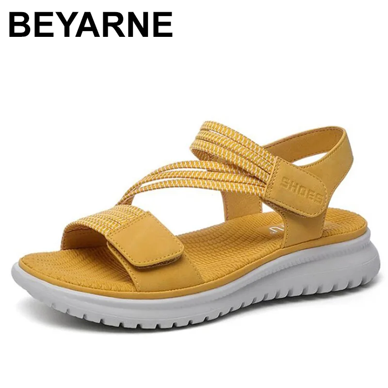 BEYARNE 2021 New Women Sandals Platform leather Ladies Sandals Comfortable Flat Sandals Open Toe Beach Shoes Woman Footwear 
BEYARNE 2021 New Women Sandals Platform leather Ladies Sandals Comfortable Flat Sandals Open Toe Beach Shoes Woman Footwear