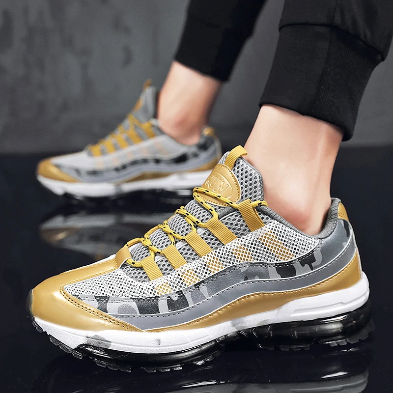 New 2021 hot style large size full palm cushion running catwalk casual men's shoes
New 2021 hot style large size full palm cushion running catwalk casual men's shoes