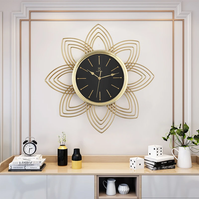 Creative Large Wall Clock Vintage Golden Art Luxury Novelty Wall Clock Living Room Kitchen Wandklok Home Decoration 5050WC
Creative Large Wall Clock Vintage Golden Art Luxury Novelty Wall Clock Living Room Kitchen Wandklok Home Decoration 5050WC