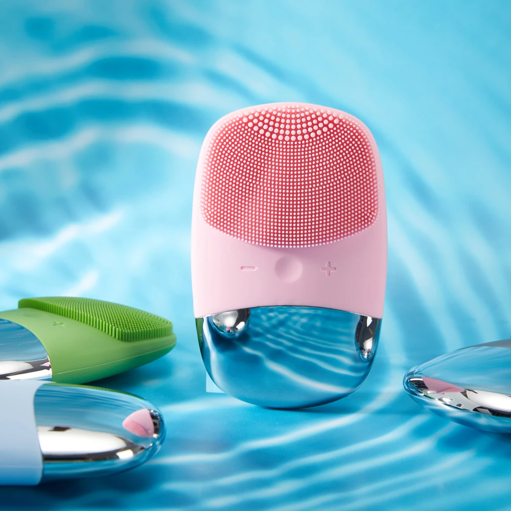 Electric Facial Cleansing Brush Silicone Sonic Face Cleaner Deep Pore Cleaning Skin Face Cleaning Brush Device USB Recharge
Electric Facial Cleansing Brush Silicone Sonic Face Cleaner Deep Pore Cleaning Skin Face Cleaning Brush Device USB Recharge