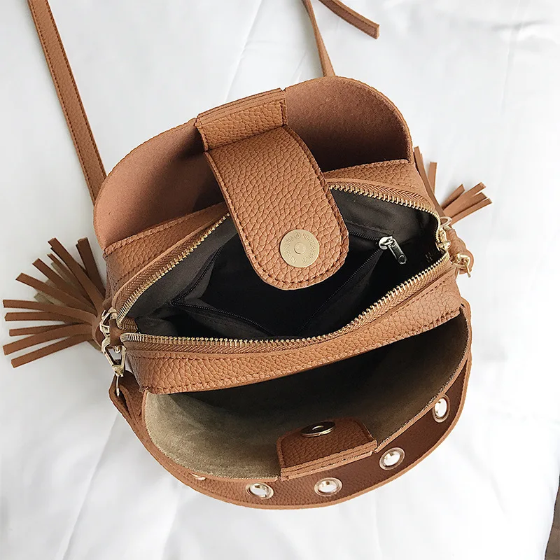 Fashion Scrub Women Bucket Bag Vintage Tassel Messenger Bag High Quality Retro Shoulder Bag Simple Crossbody Bag Tote
Fashion Scrub Women Bucket Bag Vintage Tassel Messenger Bag High Quality Retro Shoulder Bag Simple Crossbody Bag Tote