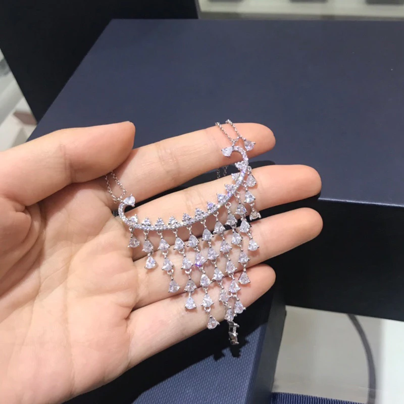 gear water drop fringe geometric pearl triangle diamond necklace sweater chain personality clavicle chain bride jewelry
gear water drop fringe geometric pearl triangle diamond necklace sweater chain personality clavicle chain bride jewelry