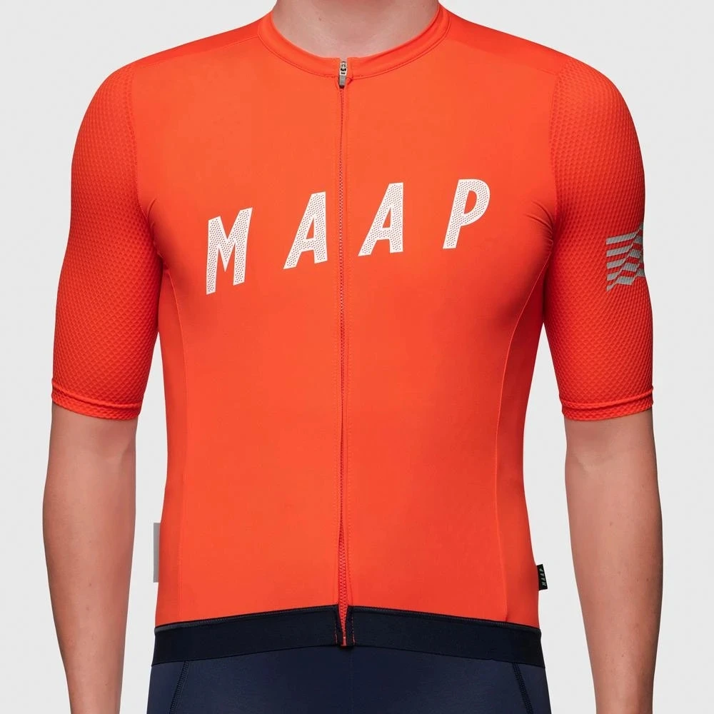 2021 MAAP Summer New Cycling Jersey Men Short Sleeve Bike jersey Shirt MTB Team Cycling Tops Clothing Maillot Ciclismo Hombre
2021 MAAP Summer New Cycling Jersey Men Short Sleeve Bike jersey Shirt MTB Team Cycling Tops Clothing Maillot Ciclismo Hombre