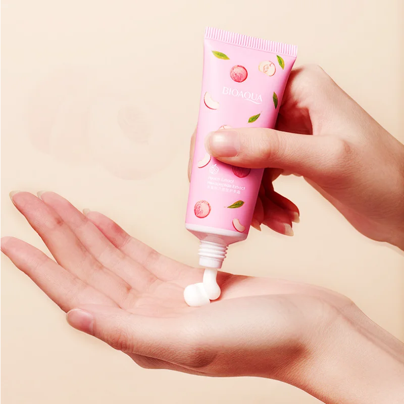 Peach Lactic Acid Bacteria Hand Cream Essence Hand Refreshing Moisturizing Gentle Moisturizing Body Care Hand Cream Skincare
Peach Lactic Acid Bacteria Hand Cream Essence Hand Refreshing Moisturizing Gentle Moisturizing Body Care Hand Cream Skincare