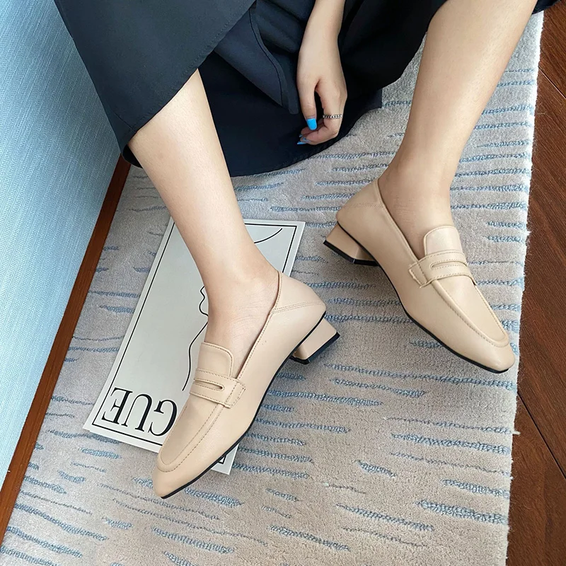 Fashion Shoes Women Flats Soft Leather Woman Casual Shoes Elegant Office Ladies Shoes Slip-on Female Footwear A2537
Fashion Shoes Women Flats Soft Leather Woman Casual Shoes Elegant Office Ladies Shoes Slip-on Female Footwear A2537