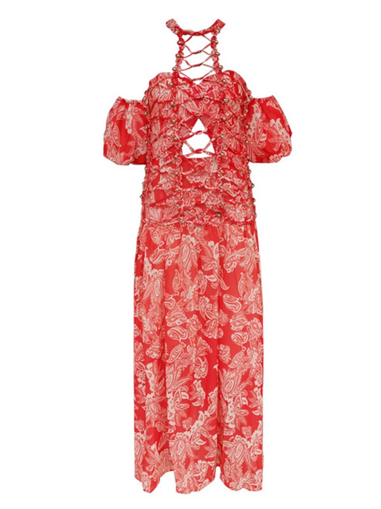 Catwalk heavy craft beaded hollow hanging neck sexy leaky shoulder retro printing loose dress lady summer new swing
Catwalk heavy craft beaded hollow hanging neck sexy leaky shoulder retro printing loose dress lady summer new swing