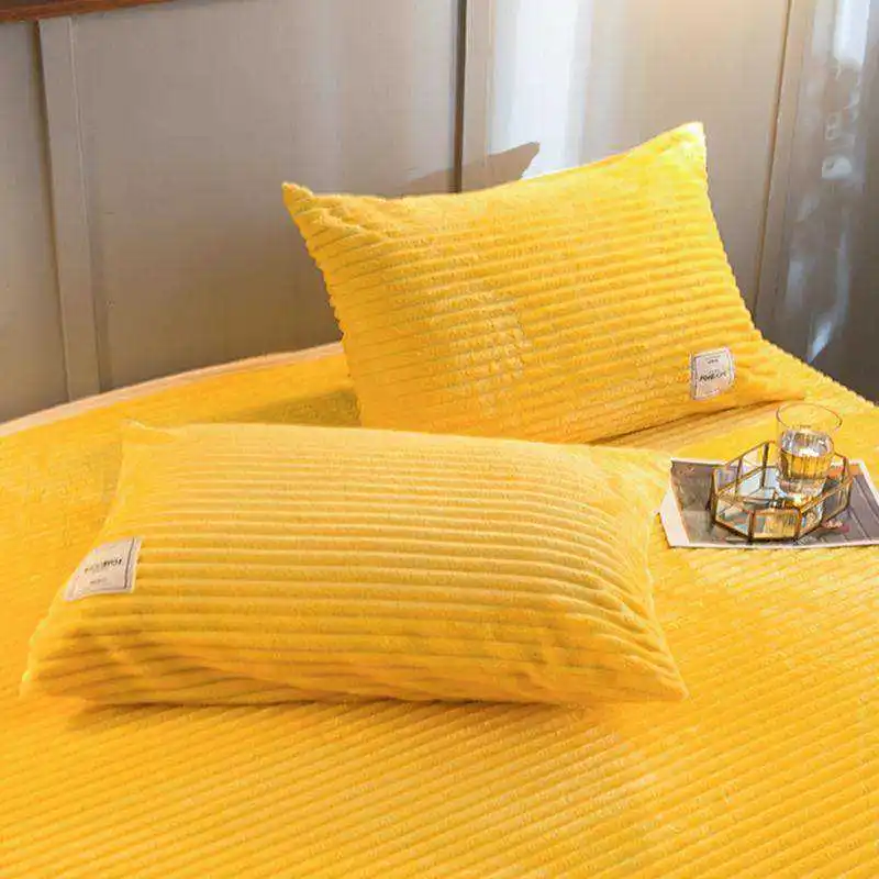 Flannel Pillowcase For Bedroom Magic Velvet Pillow Case Solid Color Pillow Cover Nordic Decorative Pllowcase Soft Cushion Cover
Flannel Pillowcase For Bedroom Magic Velvet Pillow Case Solid Color Pillow Cover Nordic Decorative Pllowcase Soft Cushion Cover