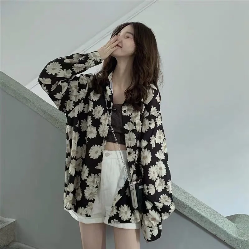 Summer Blouse Women Flower Long-sleeved Floral Shirt Vintage Blouses Ladies Casual Single Breasted Blusas Tops
Summer Blouse Women Flower Long-sleeved Floral Shirt Vintage Blouses Ladies Casual Single Breasted Blusas Tops