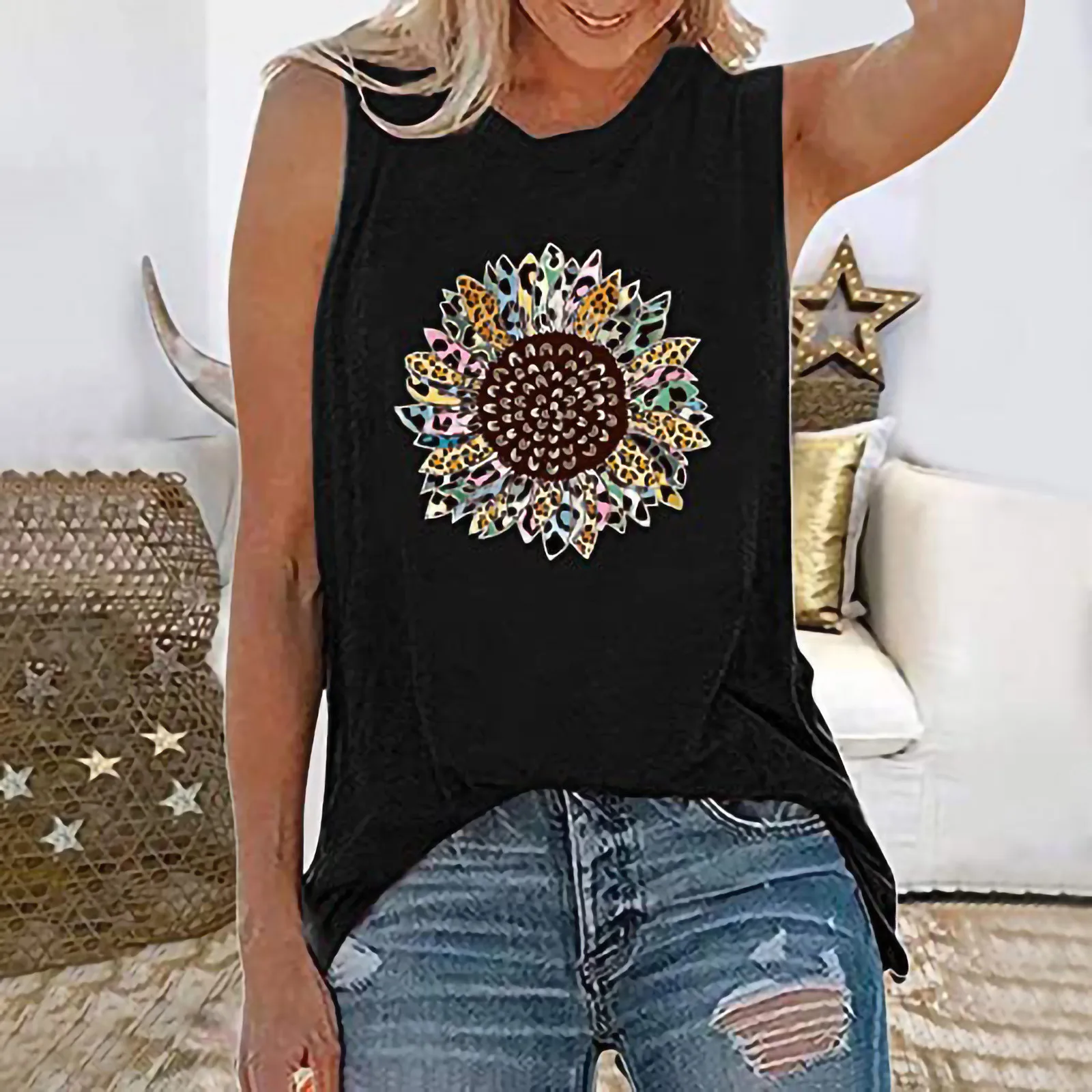 2021 Women Casual Harajuku Fashion T-shirt Feather Print Loose O-neck Short Sleeve Elastic Stretched Summer Home New Tee Shirt
2021 Women Casual Harajuku Fashion T-shirt Feather Print Loose O-neck Short Sleeve Elastic Stretched Summer Home New Tee Shirt