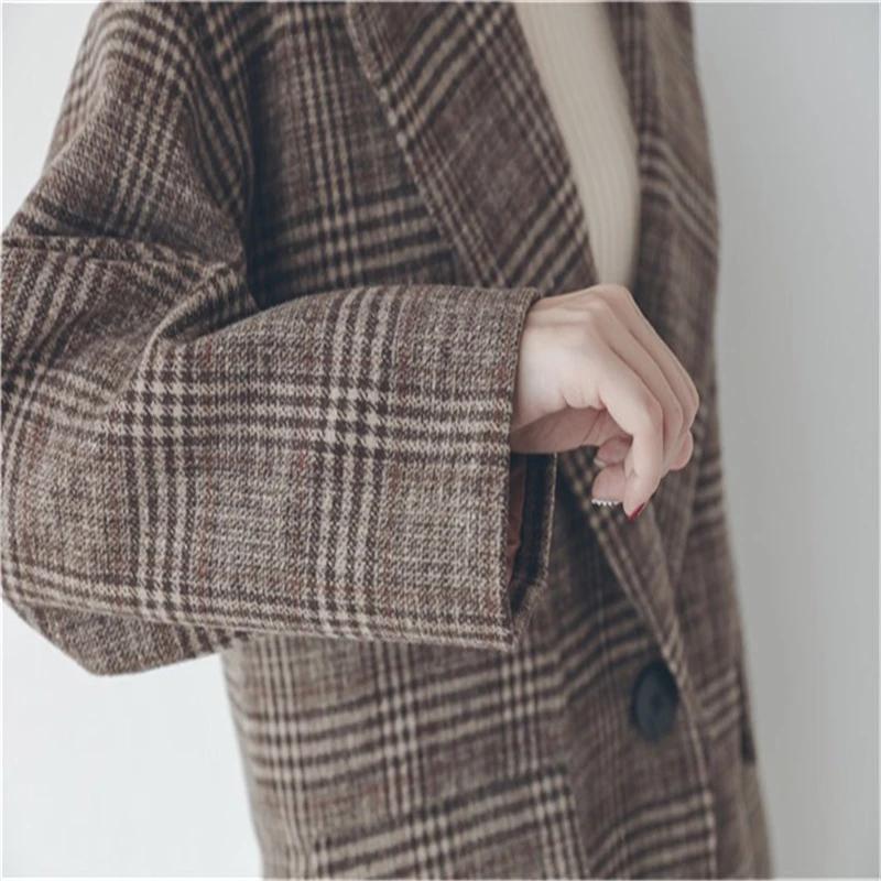 Autumn winter plaid coat jacket female 2019 new loose coat long section women's coat plaid brown coat coat female
Autumn winter plaid coat jacket female 2019 new loose coat long section women's coat plaid brown coat coat female