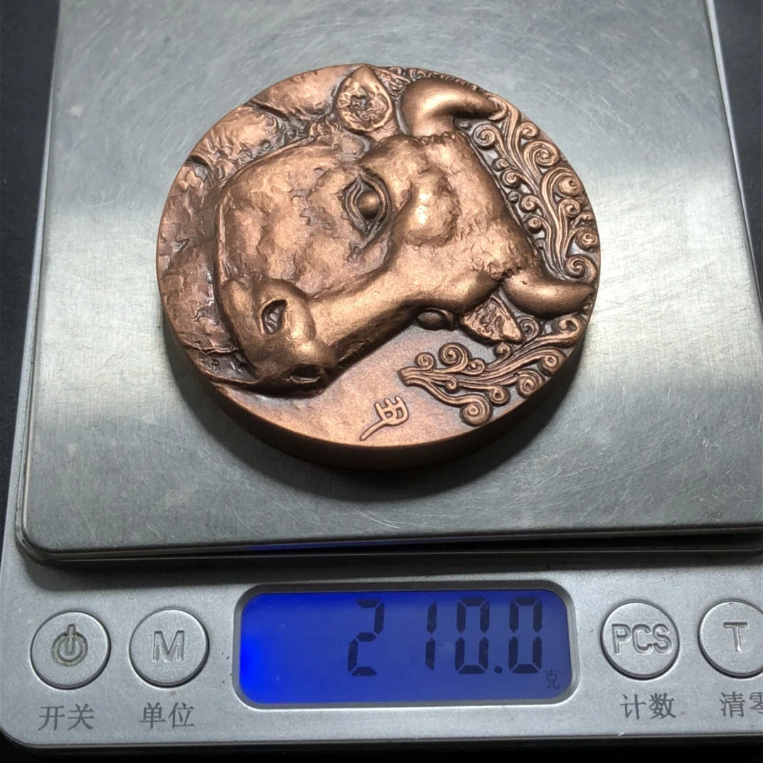 Brass twelve zodiac commemorative bronze medallion, relief bronze ox commemorative medallion