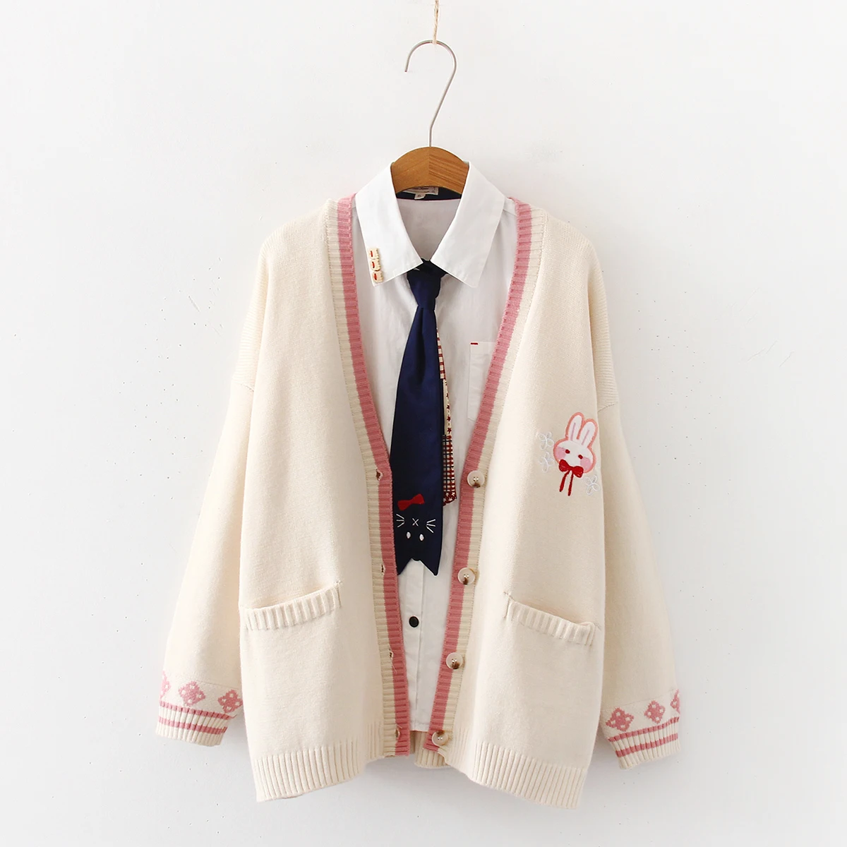 Cute Cartoon Rabbit Women's Knitted Sweater Loose Cardigan Long Sleeve Early Fall V-Neck Sweaters Cute Girls Beige Blue Pink
Cute Cartoon Rabbit Women's Knitted Sweater Loose Cardigan Long Sleeve Early Fall V-Neck Sweaters Cute Girls Beige Blue Pink