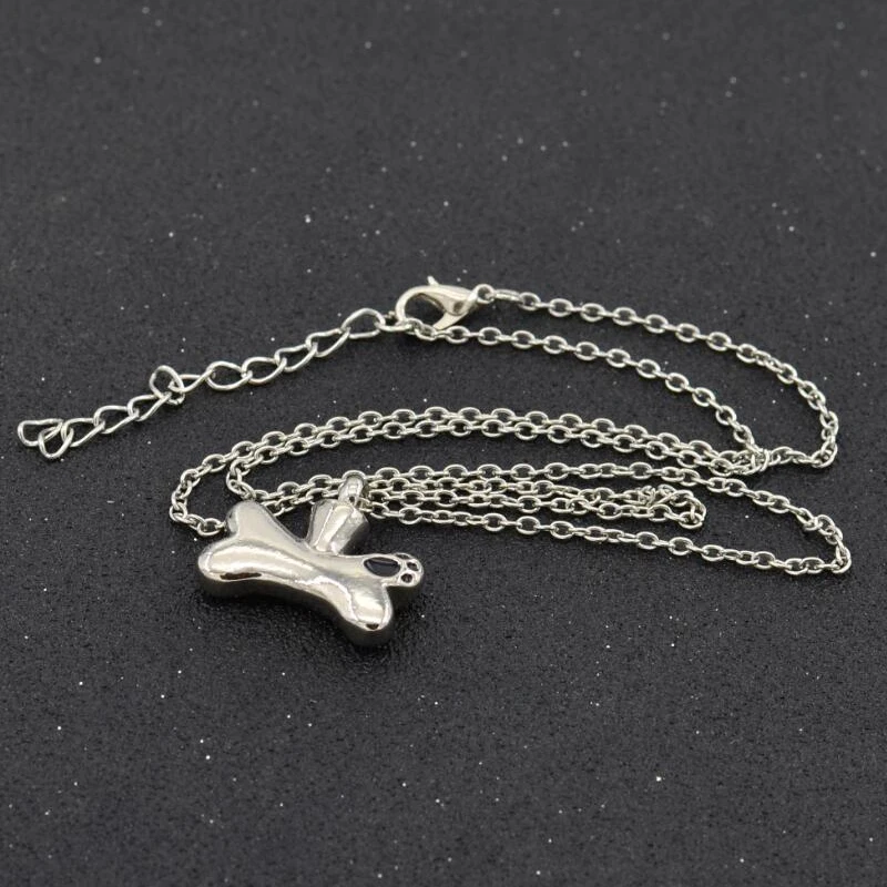 Women's Dog Bone Alloy Pendant Necklace
Women's Dog Bone Alloy Pendant Necklace
