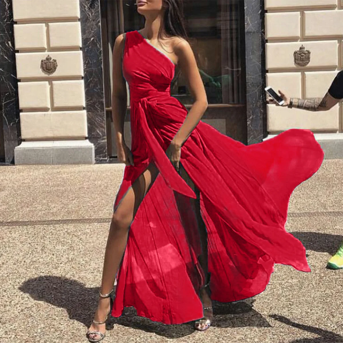 2020 New European and American Fashion Sexy Large Swing Chiffon Dress Solid Color 
2020 New European and American Fashion Sexy Large Swing Chiffon Dress Solid Color