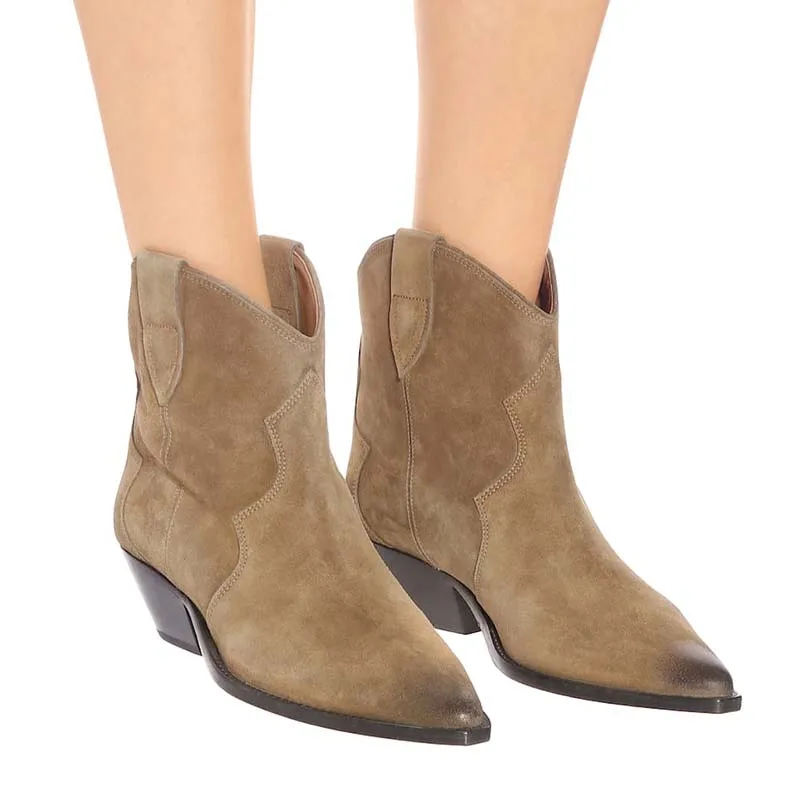 2019 Retro Suede Ankle Boots Women Pointed Toe Embroidery Wedges Shoes Woman Fashion Do Old Martin Boots
2019 Retro Suede Ankle Boots Women Pointed Toe Embroidery Wedges Shoes Woman Fashion Do Old Martin Boots