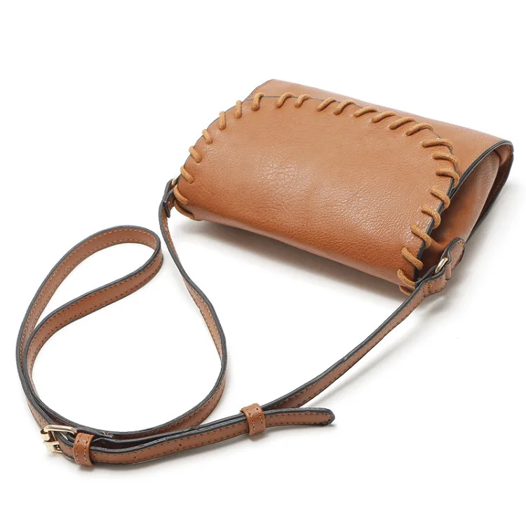 2021 Vintage Women Small Flaps Simple Knitting Shoulder Bag High Quality Leather Crossbody Messenger Bags for Female Punk Purse
2021 Vintage Women Small Flaps Simple Knitting Shoulder Bag High Quality Leather Crossbody Messenger Bags for Female Punk Purse