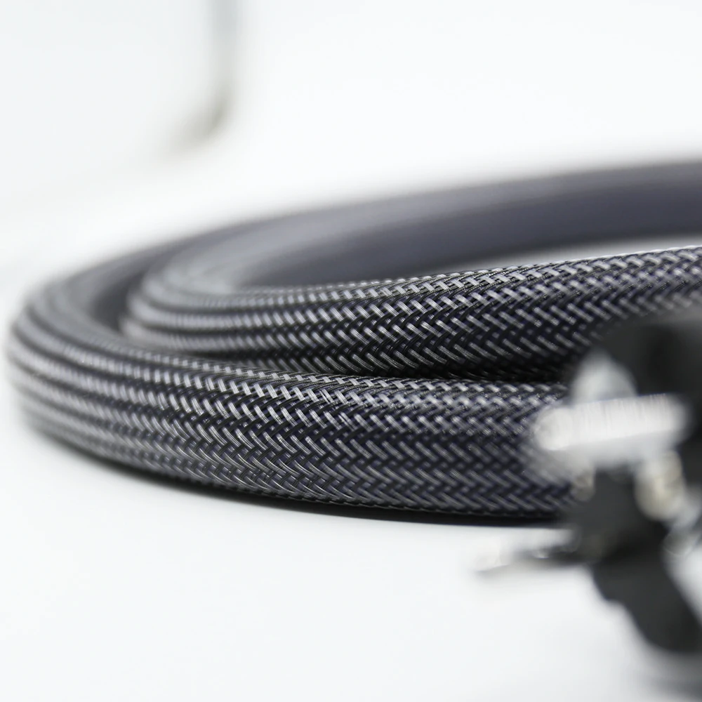 One Piece High Quality Pure copper Schuko Power Cord Cable Audiophile Power Cord Cable Schuko Plug With Figure 8 IEC AC Cord
One Piece High Quality Pure copper Schuko Power Cord Cable Audiophile Power Cord Cable Schuko Plug With Figure 8 IEC AC Cord