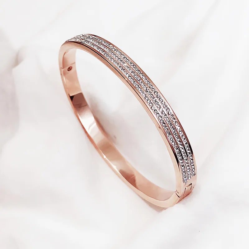 Luxury New Argil crystal delicacy bracelet titanium steel cuff female bangle fashion jewelry rose gold bracelets wristlet jewel
Luxury New Argil crystal delicacy bracelet titanium steel cuff female bangle fashion jewelry rose gold bracelets wristlet jewel