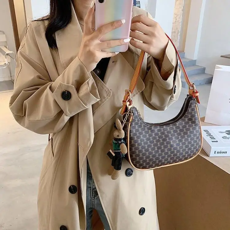 Pu Printed Bear Armpit Half Moon Bag Women's Summer Texture Bag 2021 New Tide Brand Crescent Tooth Bag Handbag
Pu Printed Bear Armpit Half Moon Bag Women's Summer Texture Bag 2021 New Tide Brand Crescent Tooth Bag Handbag