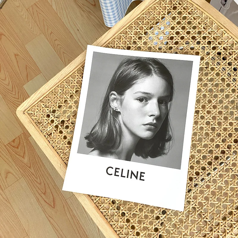 INS Card English Magazine Cover Notebook Vintage Home Decor Decoration Maison Accessories Photography Props Decoracion Hogar
INS Card English Magazine Cover Notebook Vintage Home Decor Decoration Maison Accessories Photography Props Decoracion Hogar