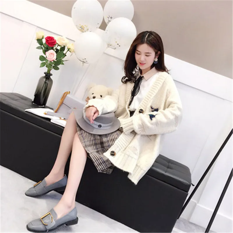 Fashion Spring 2020 Thick Warm Sweater Women's Sweaters Cardigans Winter Jacket Vintage Knitting Tops Female Cloth LWL237
Fashion Spring 2020 Thick Warm Sweater Women's Sweaters Cardigans Winter Jacket Vintage Knitting Tops Female Cloth LWL237