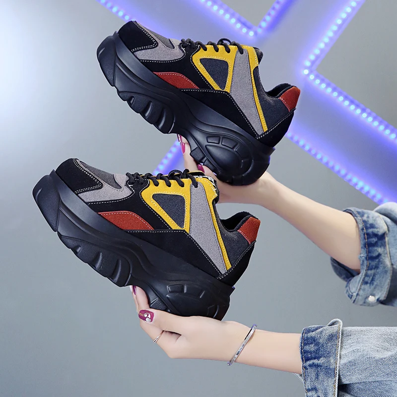 2020 Women Casual Shoes Autumn Lace up High Platform Shoes Thick Soled Winter Keep Warm Fur Shoes Women Sneakers
2020 Women Casual Shoes Autumn Lace up High Platform Shoes Thick Soled Winter Keep Warm Fur Shoes Women Sneakers