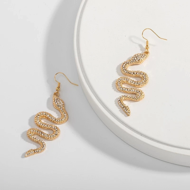 Lady Punk Long Snake Earrings for Women Jewelry European Gold Color Ear Stud Handmade Female Stud Earings Girl Gift
Lady Punk Long Snake Earrings for Women Jewelry European Gold Color Ear Stud Handmade Female Stud Earings Girl Gift