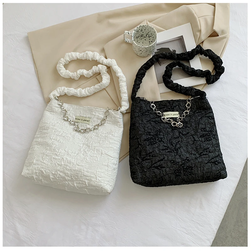 Female Shoulder Bag Casual Fold Solid Color Underarm Square Bag Ins Fashion Chain Crossbody Bucket Bags For Women
Female Shoulder Bag Casual Fold Solid Color Underarm Square Bag Ins Fashion Chain Crossbody Bucket Bags For Women
