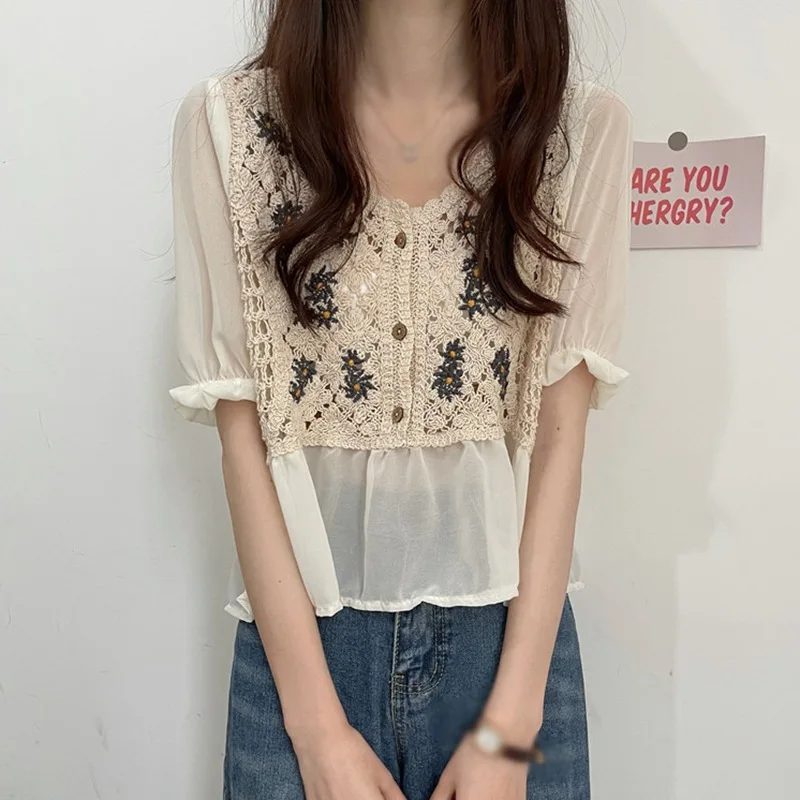 ROPALIA Summer Flower Hollow Embroidery Blouse Women V-neck Shirt Women Loose Tops
ROPALIA Summer Flower Hollow Embroidery Blouse Women V-neck Shirt Women Loose Tops