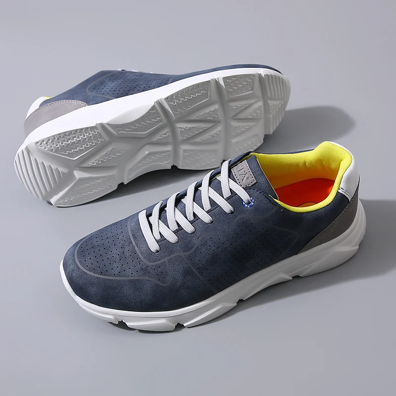 Casual Shoes Sneakers Men Leather Breathable Lightweight Sports Running Shoes Men Lace up Sneakers Outdoor Jogging Shoes
Casual Shoes Sneakers Men Leather Breathable Lightweight Sports Running Shoes Men Lace up Sneakers Outdoor Jogging Shoes