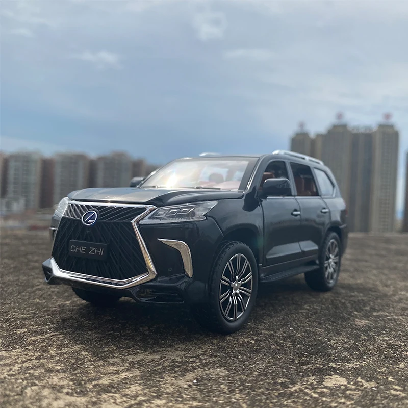 1/24 Simulation LX570 SUV Diecast Alloy Car Model Metal Pull Back Sound Light Vehicle for Children
1/24 Simulation LX570 SUV Diecast Alloy Car Model Metal Pull Back Sound Light Vehicle for Children