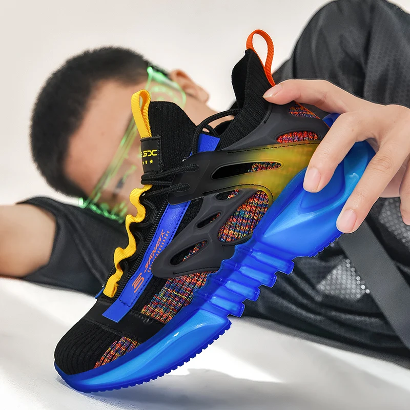 Fashion Sneakers Men 2020 Designer Men's Chunky Sneakers Hip Hop Street Style Man Shoes Height Increasing Thick Sole Mans Shoes
Fashion Sneakers Men 2020 Designer Men's Chunky Sneakers Hip Hop Street Style Man Shoes Height Increasing Thick Sole Mans Shoes