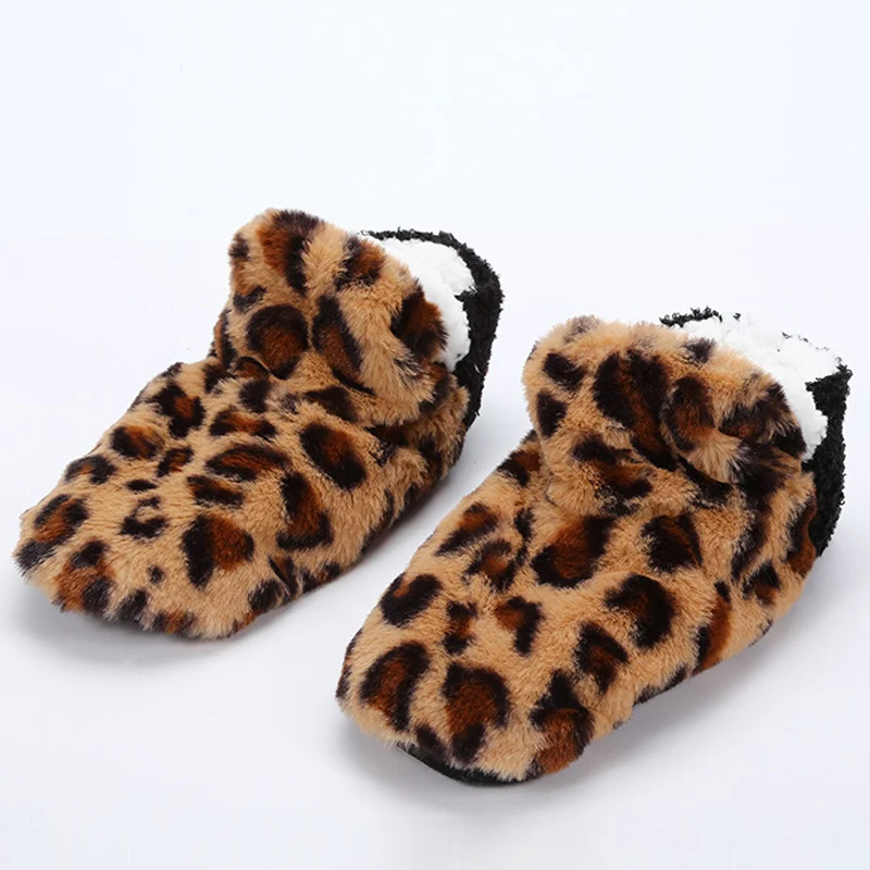 Leopard Winter Warm Home Slipper Women Family Cotton Shoes Sexy Male Platform House Slides Ladies Casual Indoor Slippers 
Leopard Winter Warm Home Slipper Women Family Cotton Shoes Sexy Male Platform House Slides Ladies Casual Indoor Slippers