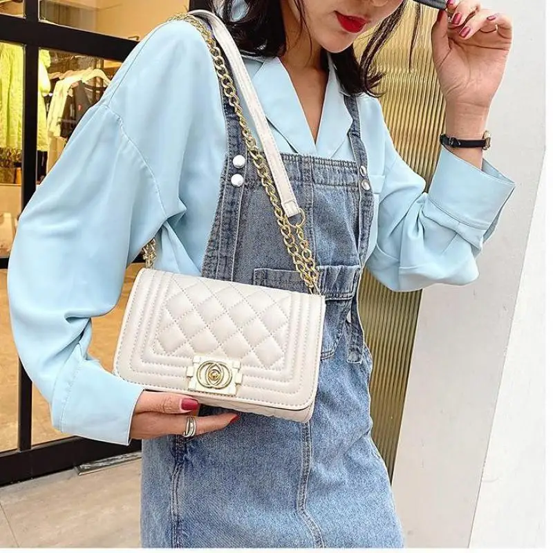 Women Bag Lady Handbags Vintage Leather Shoulder Bags 2021 Hit White Chain Luxury Women Brand Handbags Crossbody Bags
Women Bag Lady Handbags Vintage Leather Shoulder Bags 2021 Hit White Chain Luxury Women Brand Handbags Crossbody Bags