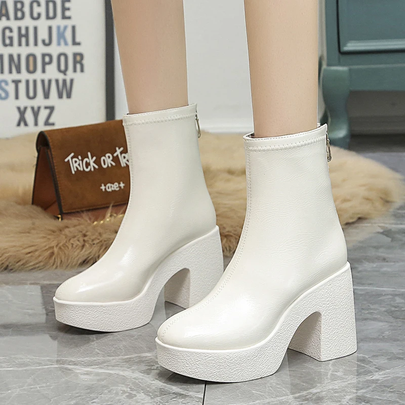 Women Ankle Boots 2021 Fashion Round Toe Chunky High Heels Shoes Woman Comfort Wild Autumn Winter Platform Boots Women Shoes
Women Ankle Boots 2021 Fashion Round Toe Chunky High Heels Shoes Woman Comfort Wild Autumn Winter Platform Boots Women Shoes