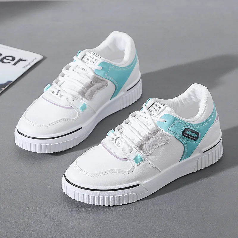 Spring new Korean version basic small white shoes girl student street photo running leisure board shoes girl
Spring new Korean version basic small white shoes girl student street photo running leisure board shoes girl