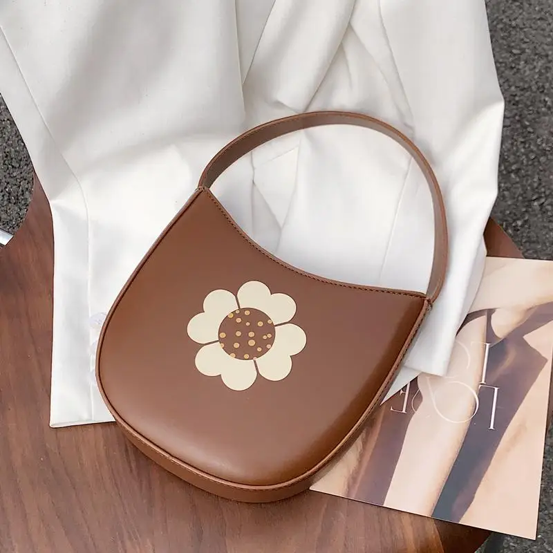 Floral PU Leather Shoulder Bags for Women 2021 Summer Flower Brand Designer Fashion Crossbody Baguette Bags Tote Handbags Purse
Floral PU Leather Shoulder Bags for Women 2021 Summer Flower Brand Designer Fashion Crossbody Baguette Bags Tote Handbags Purse