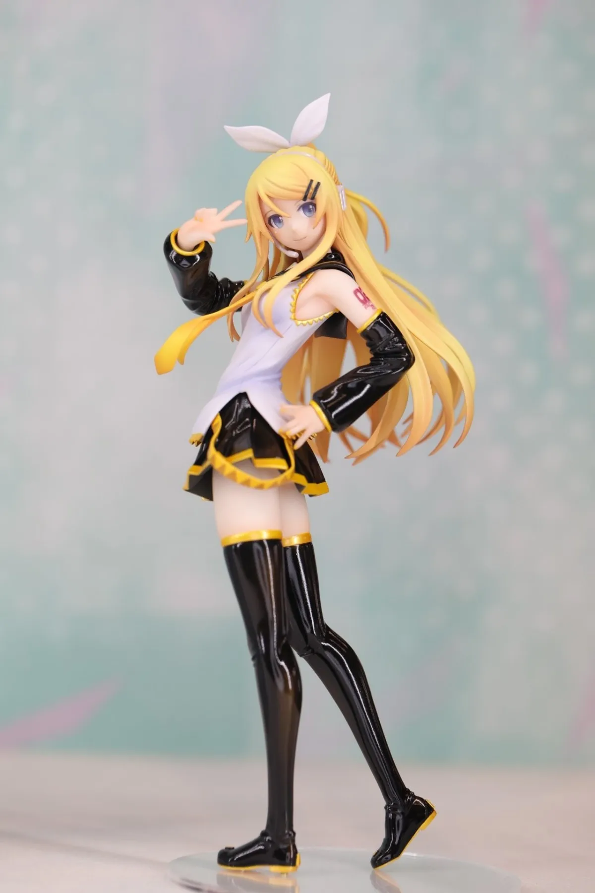 Character Vocal Series 02 Kagamine Rin Rin-chan Nau Adult Rin Ver. 1/8 Anime Figure Sexy Girl PVC Action Figure Toys Model Doll
Character Vocal Series 02 Kagamine Rin Rin-chan Nau Adult Rin Ver. 1/8 Anime Figure Sexy Girl PVC Action Figure Toys Model Doll
