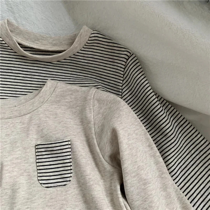 Spring Korean boys and girls stripe loose color tees matching small pocket Long Sleeve T-shirts P5876
Spring Korean boys and girls stripe loose color tees matching small pocket Long Sleeve T-shirts P5876