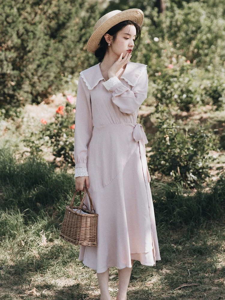 Early autumn new French close tied with restoring ancient ways with high waist dress
Early autumn new French close tied with restoring ancient ways with high waist dress