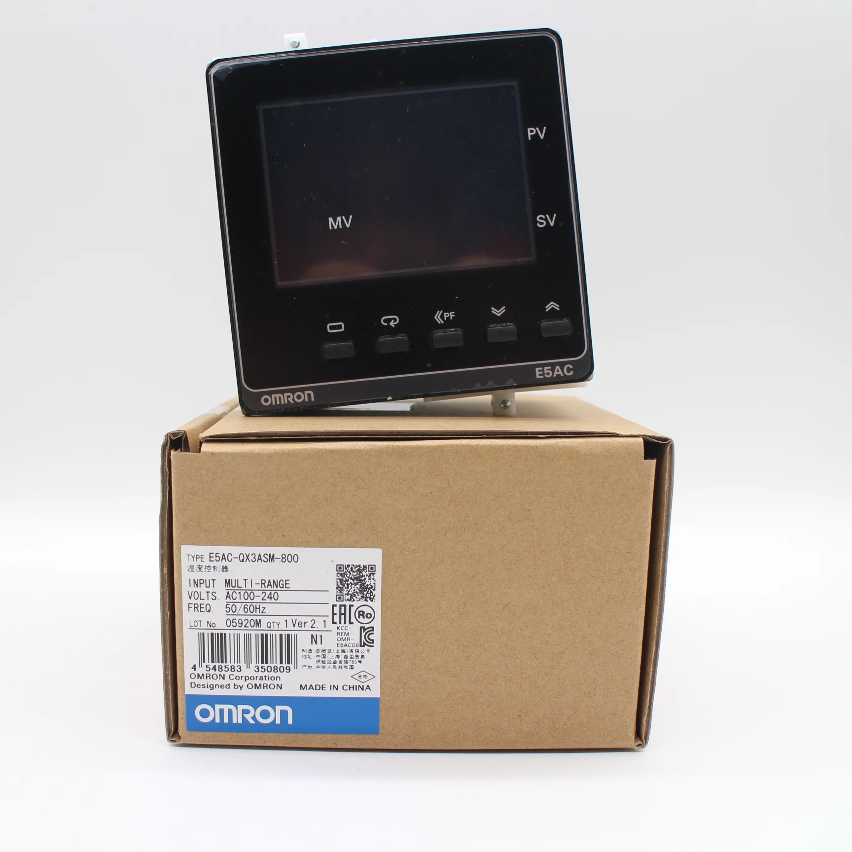 Цифровой регулятор температуры Omron
Цифровой регулятор температуры Omron