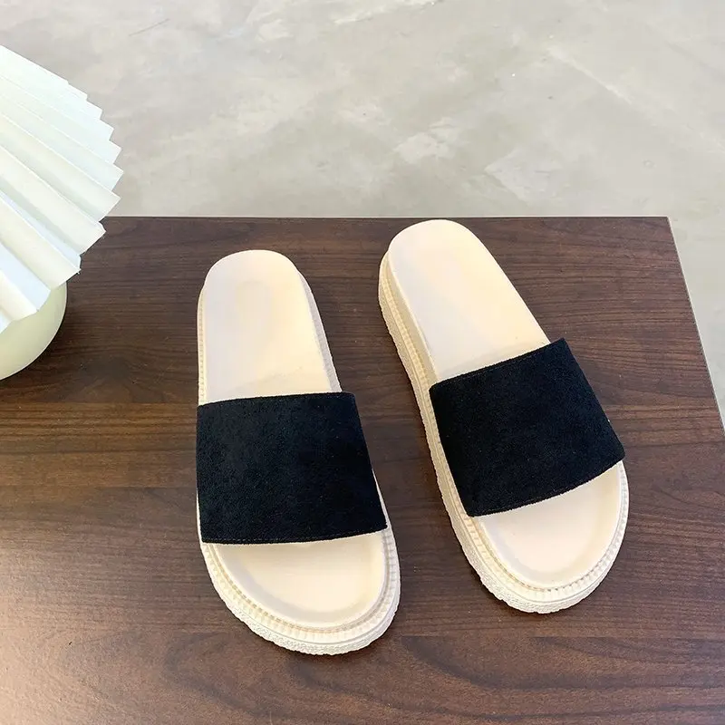 Slippers Casual Women's Shoes With Platform Slides Rubber Flip Flops Shale Female Beach Low Pantofle Luxury Hawaiian Summer Sabo
Slippers Casual Women's Shoes With Platform Slides Rubber Flip Flops Shale Female Beach Low Pantofle Luxury Hawaiian Summer Sabo