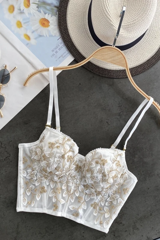 Dancing Halter Vest Women's Wear Ins Embroidery Underwear Fashion Wear Sexy Sleeveless Bustier Crop
Dancing Halter Vest Women's Wear Ins Embroidery Underwear Fashion Wear Sexy Sleeveless Bustier Crop