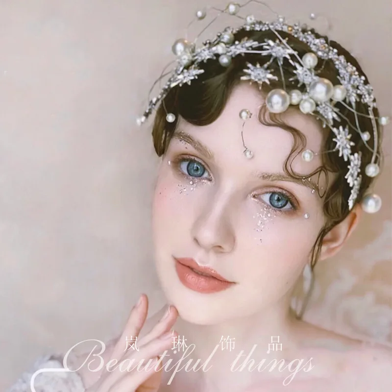 Korean bridal tiara star hair band sweet super fairy princess crown catwalk show rhinestone headband fashion hair accessories
Korean bridal tiara star hair band sweet super fairy princess crown catwalk show rhinestone headband fashion hair accessories