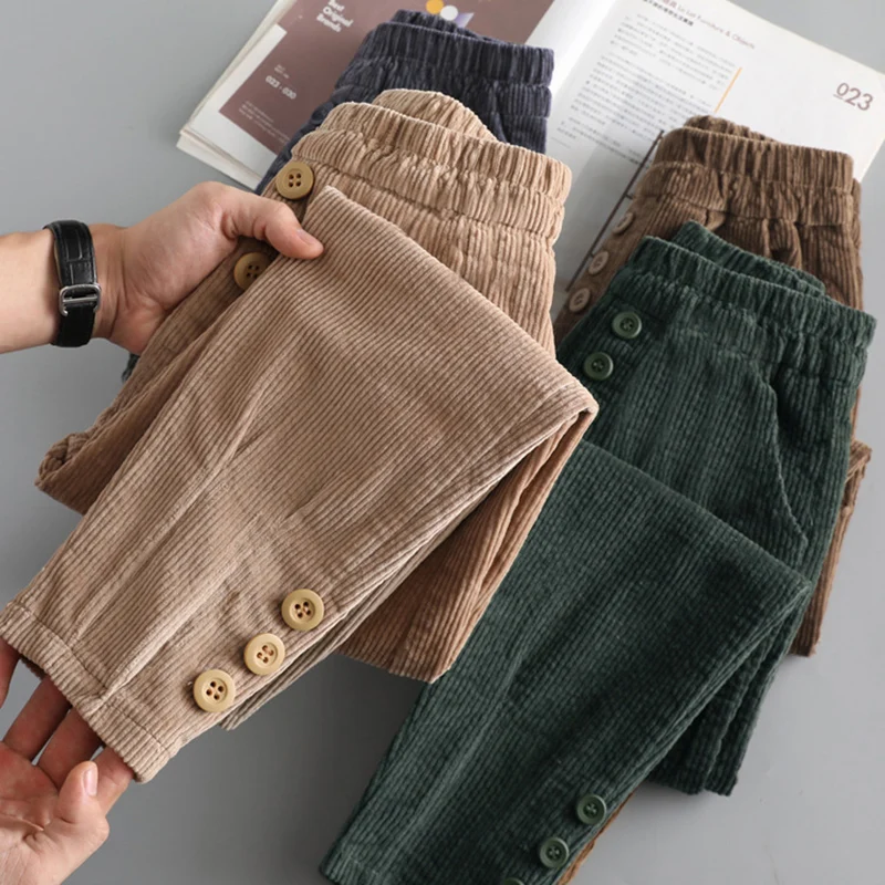 2021 Causal Corduroy Harem Pants Women Autumn Winter Button Thick Warm Pants Woman Plus Size 3XL Solid Sweatpants Ladies
2021 Causal Corduroy Harem Pants Women Autumn Winter Button Thick Warm Pants Woman Plus Size 3XL Solid Sweatpants Ladies