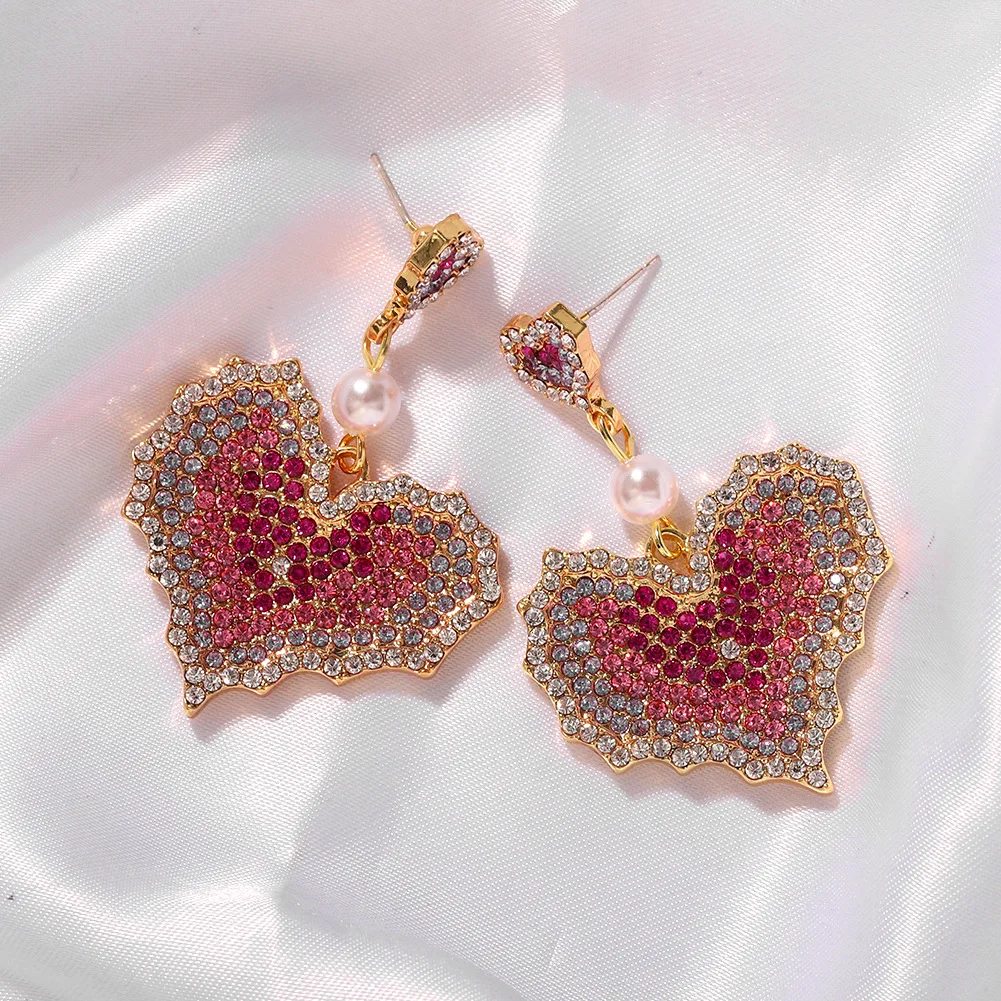 HYSECMAO New Design Shiny Crystal Heart Pendant Dangle Earrings for Women Luxury Jewelry Fashion Statement Wedding Drop Earrings
HYSECMAO New Design Shiny Crystal Heart Pendant Dangle Earrings for Women Luxury Jewelry Fashion Statement Wedding Drop Earrings